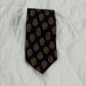 Ferrell Reed Elegant Navy and Gold Paisley Luxury Men's 100%Silk Tie